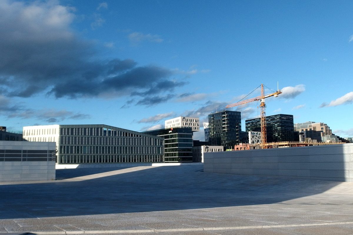 Kontorbyggene i Barcode-rekken i Bjørvika i Oslo – kredittopplysningsbyråene holder til i norske forretningsstrøk.